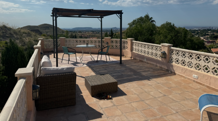 lavinia view 768x426